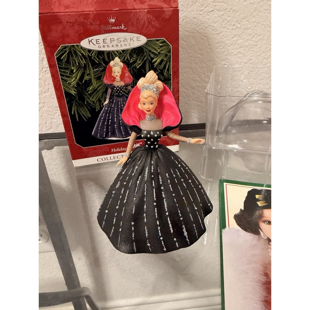 Hallmark Keepsake Holiday Barbie Ornament 1998 – Collector's‎ Series – NIB